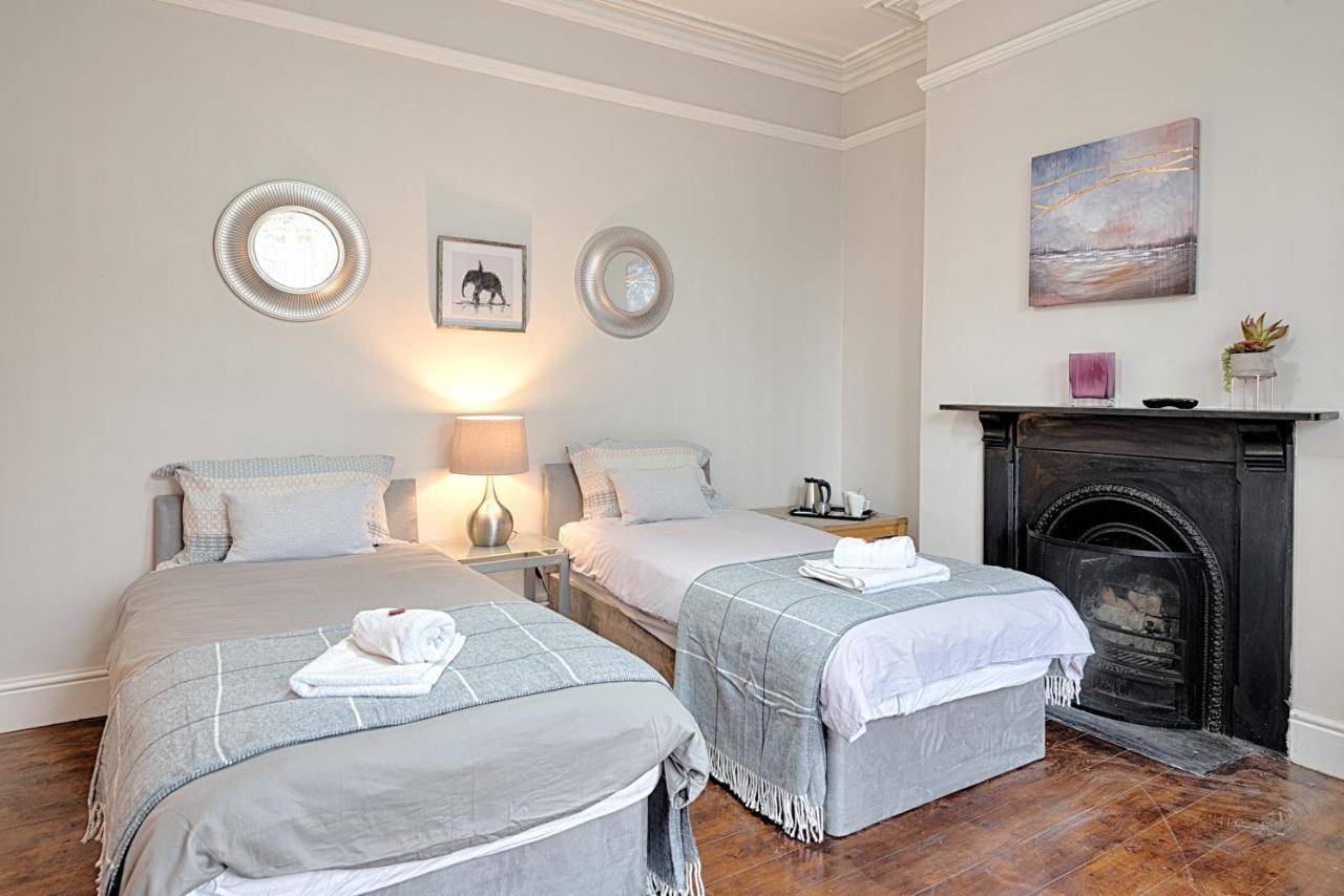 Willows-Cardiff Guest House エクステリア 写真