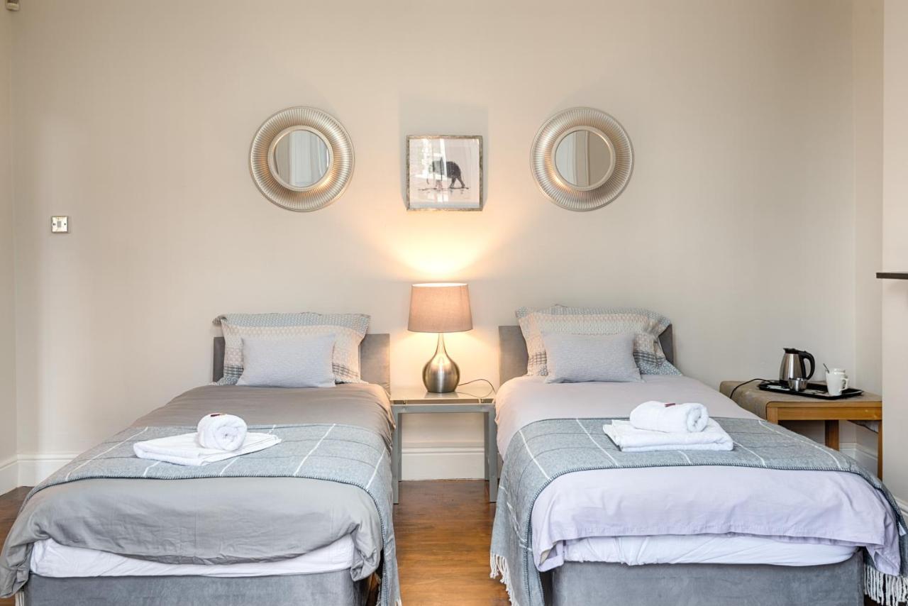 Willows-Cardiff Guest House エクステリア 写真