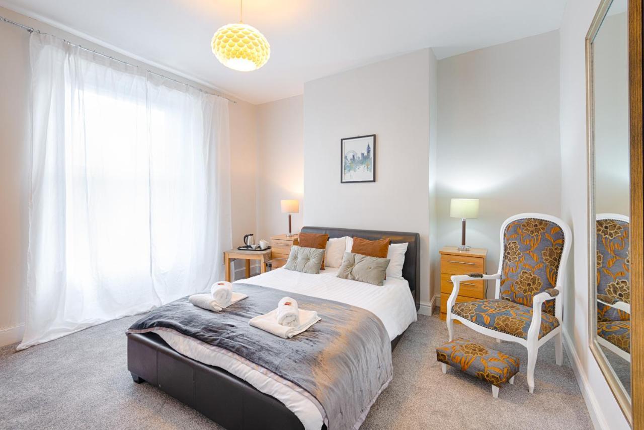 Willows-Cardiff Guest House エクステリア 写真