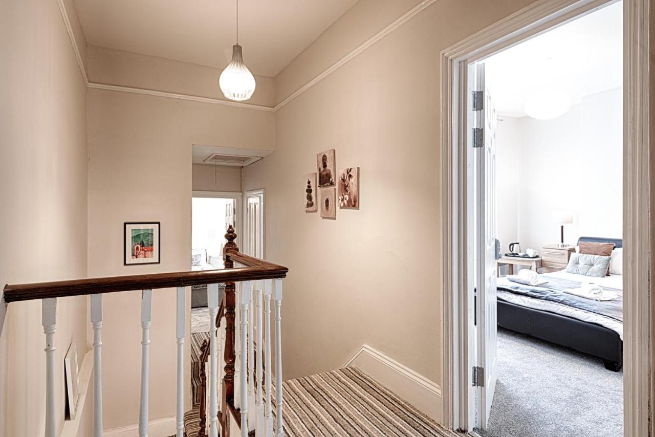 Willows-Cardiff Guest House エクステリア 写真