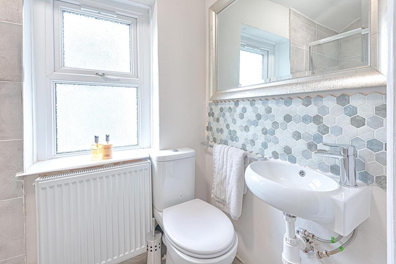 Willows-Cardiff Guest House エクステリア 写真